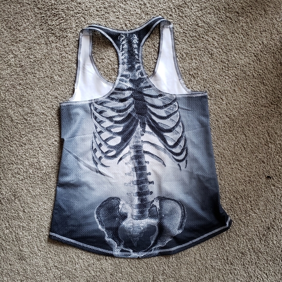 Ribs Knockout Top - Picture 3 of 4